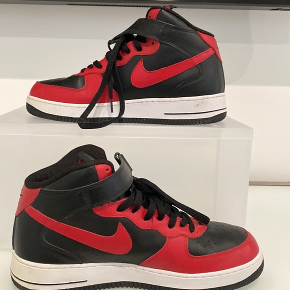 Nike AF 1 Reverse Reds - Picture 2 of 5